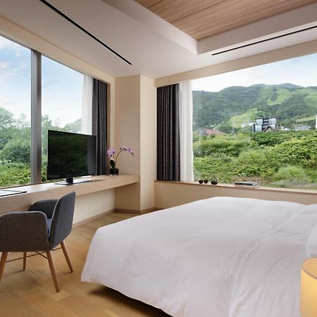 Setsu Niseko Hotel Kutchan Eksteriør billede